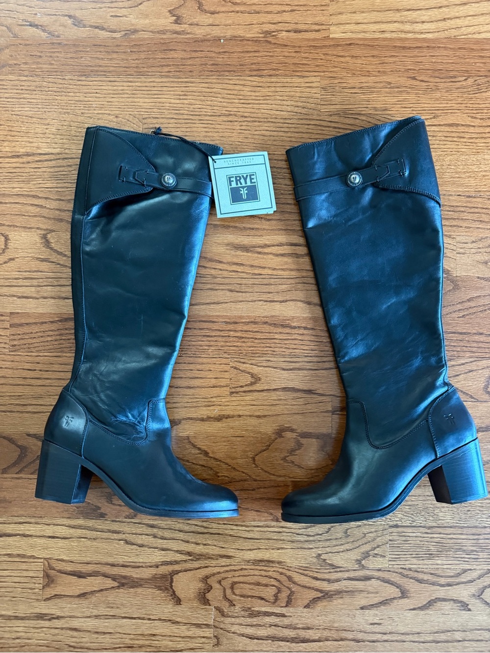 NWT FRYE Malorie Tall button Black Leather Knee-High Block Heel Boots 9.5